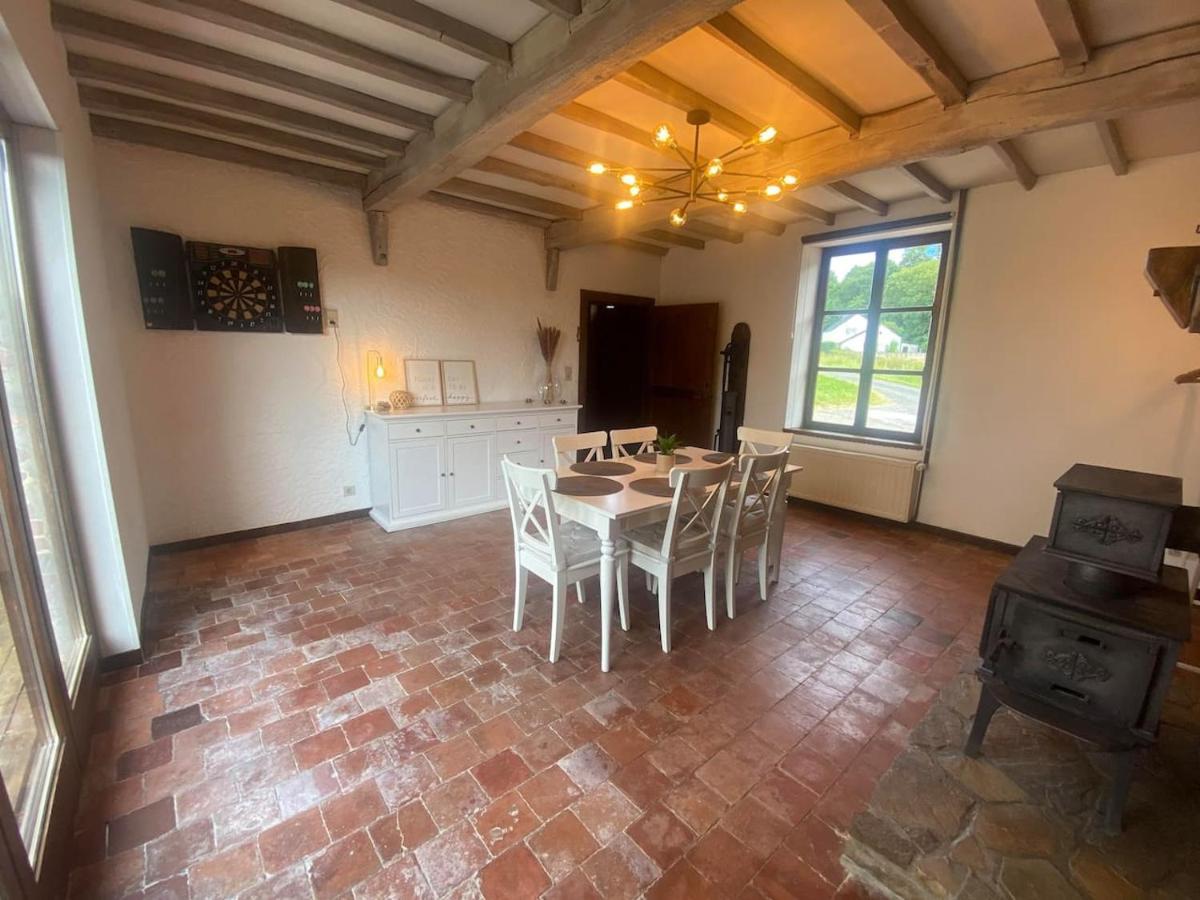 Maison La Thierache Momignies Esterno foto